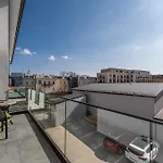 Brand New With Balcony - Center Διαμέρισμα