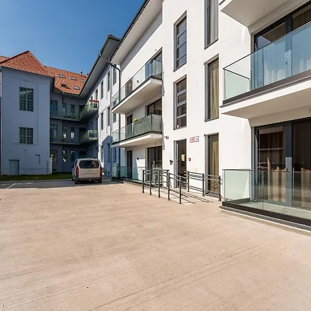 Daire Brand New With Balcony - Center