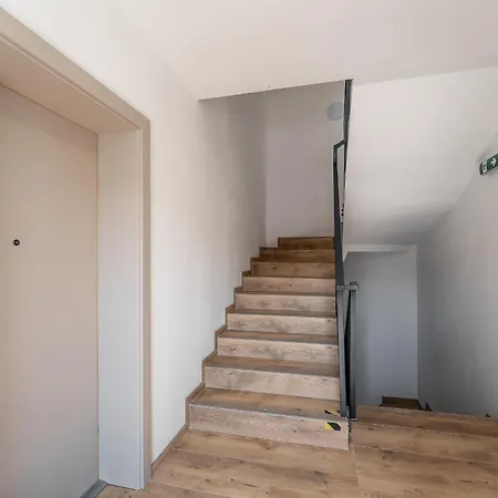 Brand New With Balcony - Center Daire